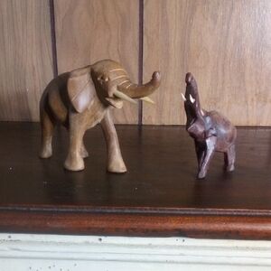 Wooden Elephant Figurines